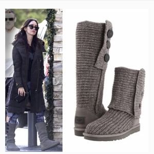 UGG classic button detailed knit boots